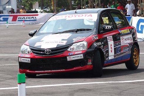 Toyota Team Indonesia Ukir Prestasi di Kejuaraan Slalom