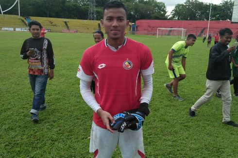 Cedera, Kiper Andalan Semen Padang Gagal Bela Timnas Indonesia