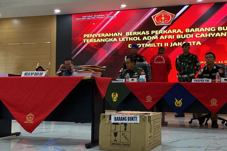 Berkas perkara dugaan korupsi di lingkungan Badan Nasional Pencarian dan Pertolongan (Basarnas) dengan tersangka Koordinator Administrasi (Koorsmin) Kabasarnas Letkol (Adm) Afri Budi Cahyanto telah diserahkan ke Oditurat Militer Tinggi (Otmilti) II Jakarta.