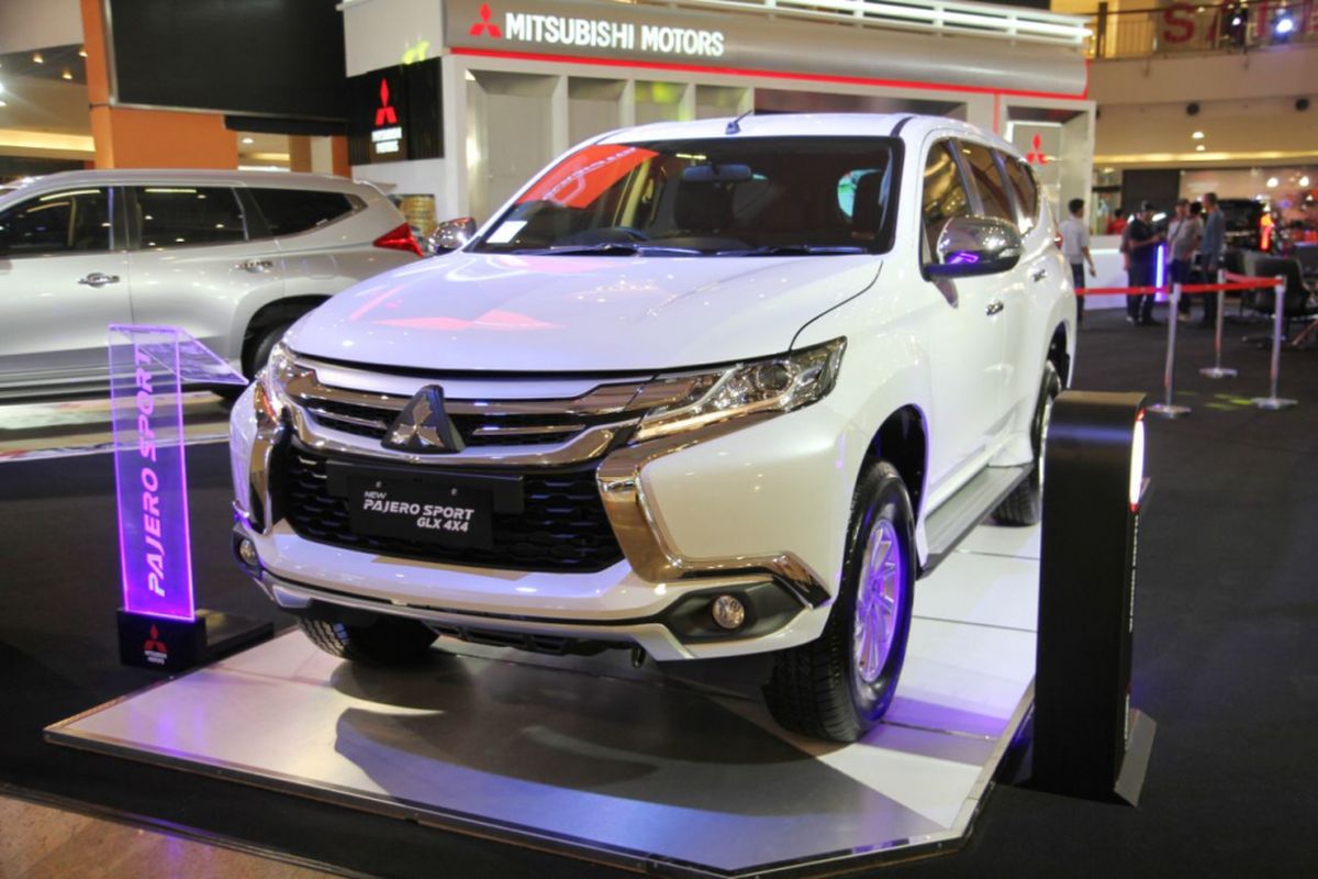 Mitsubishi GLX 4X4 MT terbaru rakitan lokal.