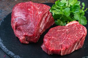 11 Dampak Terlalu Banyak Makan Daging bagi Kesehatan Tubuh
