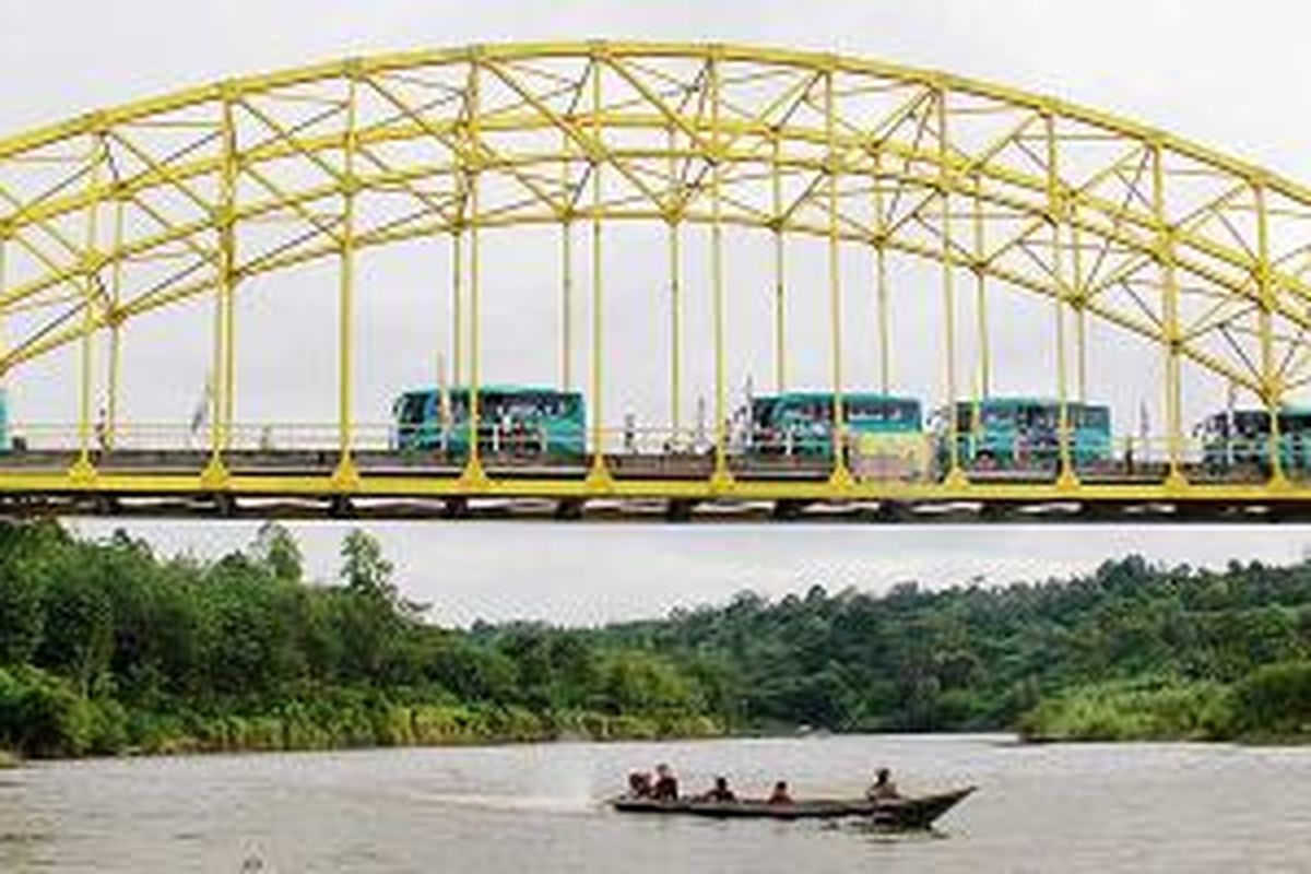 Etape II Musi Triboatton 2013 dimulai dari Jembatan Kuning di Tebing Tinggi, Kabupaten Empat Lawang, Sumatera Selatan, Selasa (19/11/2013). Etape II ini diawali dengan menyusuri Musi dengan perahu cepat. Ajang ini jadi promosi wisata petualangan dan budaya sungai.
