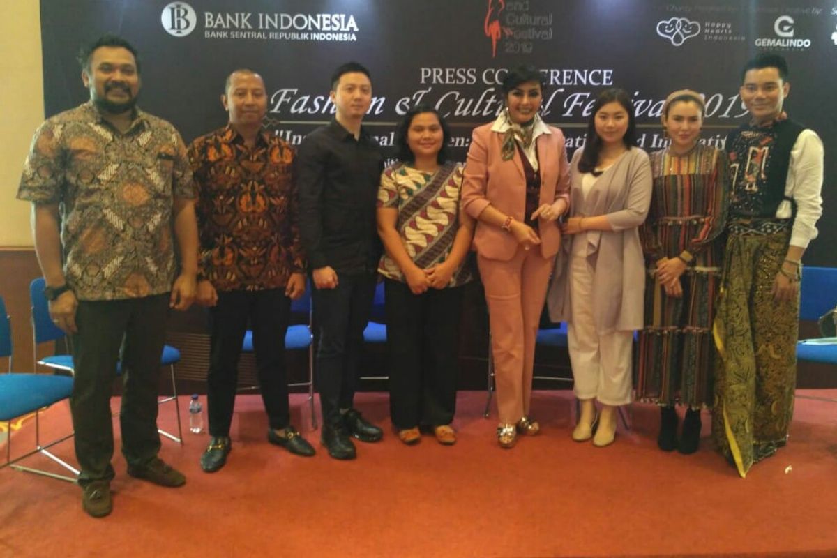 Jumpa pers Fashion & Cultural Festival 2019 di Museum Bank Indonesia, kawasan Kota, Jakarta Barat, Kamis (25/4/2019).