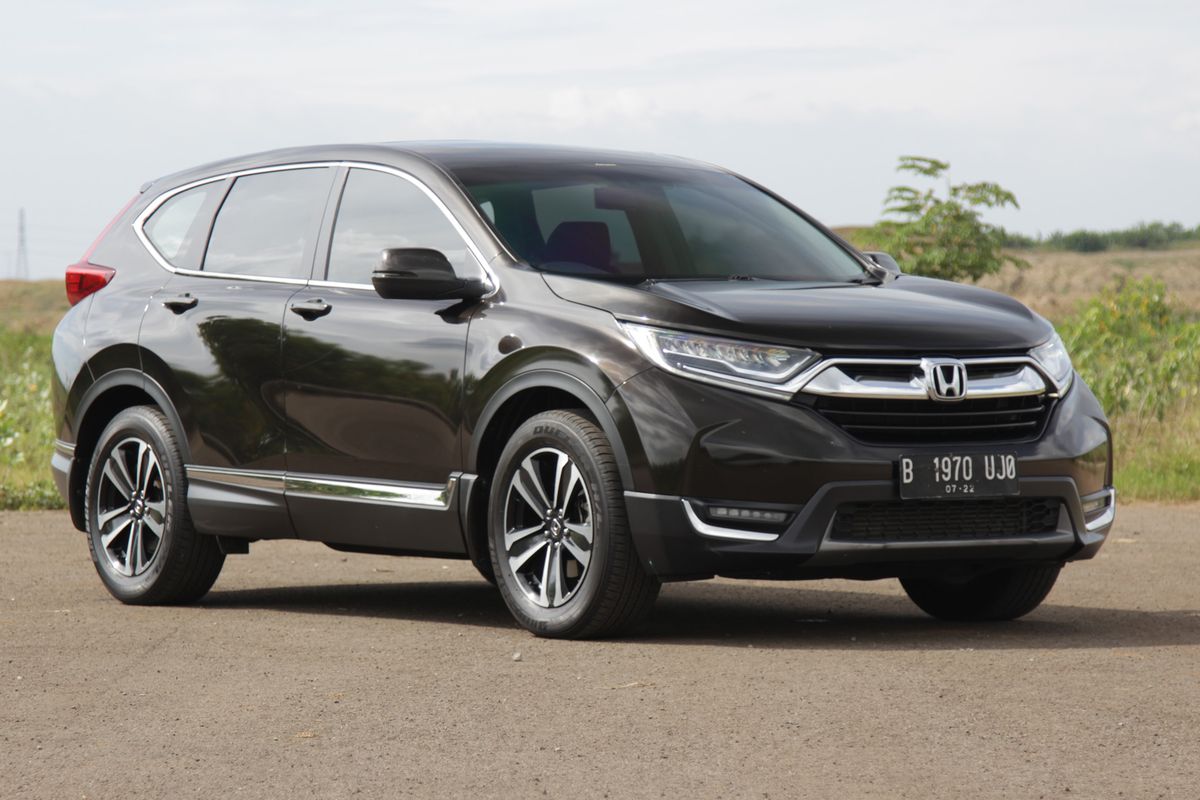 Honda CR-V Prestige Turbo tahun 2017 masih layak dilirik untuk kendaraan harian. 