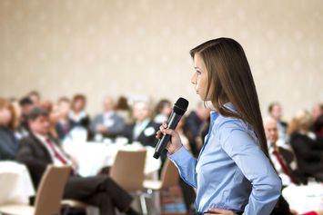 Manfaat Public Speaking dalam Kehidupan Kamu