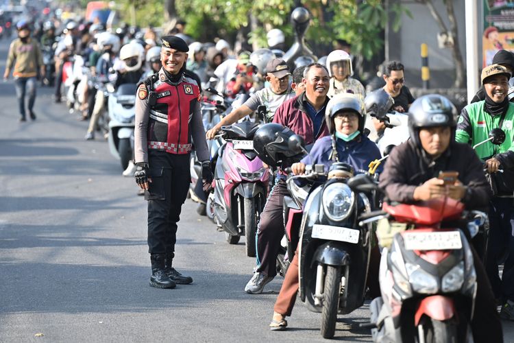Memahami Mengapa Orang Bali Marah ke Gubernur Koster
