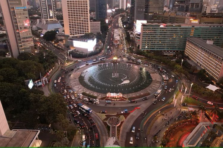 Pemerintah Indonesia ingin meningkatkan penggunaan kendaraan listrik di jalanan.