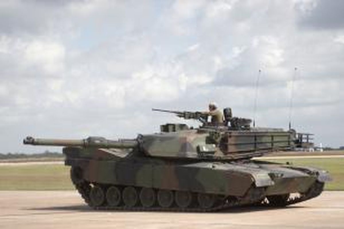 Tank generasi ketiga produksi AS, M1 Abrams, diyakini sebagai tank paling tangguh di dunia. Namanya diambil dari mantan Kepala Staf dan Komandan Angkatan Perang AS di Vietnam, Jenderal Creighton Abrams.