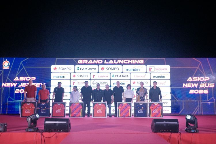 Acara peluncuran jersey ASIOP 2026 dan bus baru milik sendiri di ASIOP Stadium, Cempaka Putih, Jakarta, Jumat (6/2/2026).