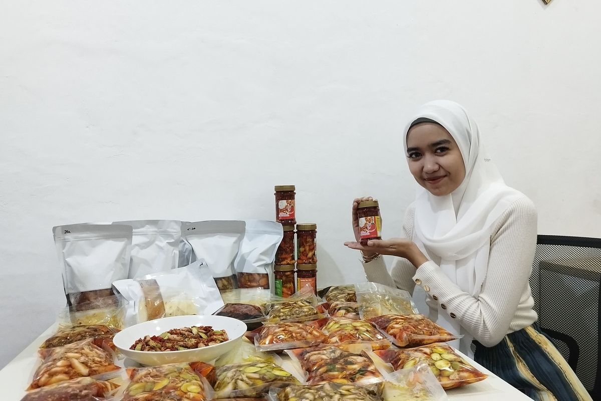 Vira, pemilik bisnis Sambel Kuledak