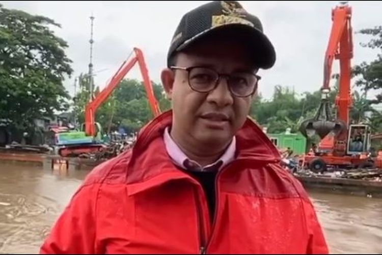 Gubernur DKI Jakarta Anies Baswedan memberikan pernyataannya terkait banjir yang landa Jakarta di awal tahun