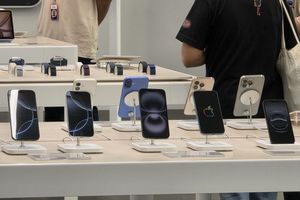 Update Harga iPhone 15, 16, dan 17 per 13 September, Naik hingga Rp 3 Jutaan