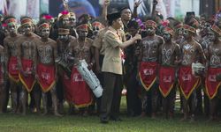  Mulai Detik Ini, Tak Ada Lagi Warga Kelas Dua!