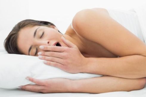 Tidur Malam Kurang dari 5 Jam Rentan Terserang Batuk Pilek