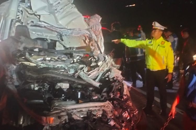 Kecelakaan Maut di Tol Pandaan-Malang, Kendaraan Hiace Ringsek Parah
