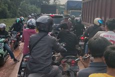 Pemudik Saling Serobot Jadi Penyebab Jalan Lintas Betung Banyuasin Macet Parah