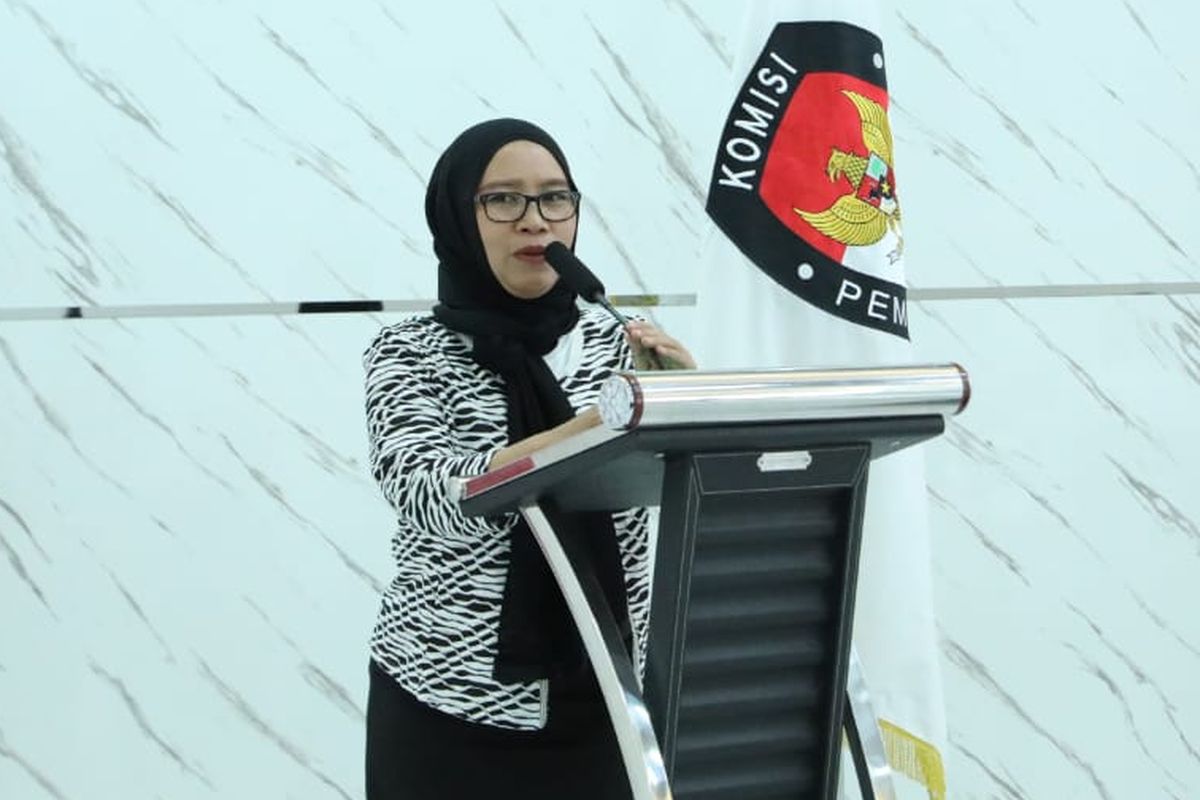 Divisi Hukum dan Penindakan Bawaslu Lumajang Mudawiyah di Kantor KPU Lumajang, Senin (15/7/2024)