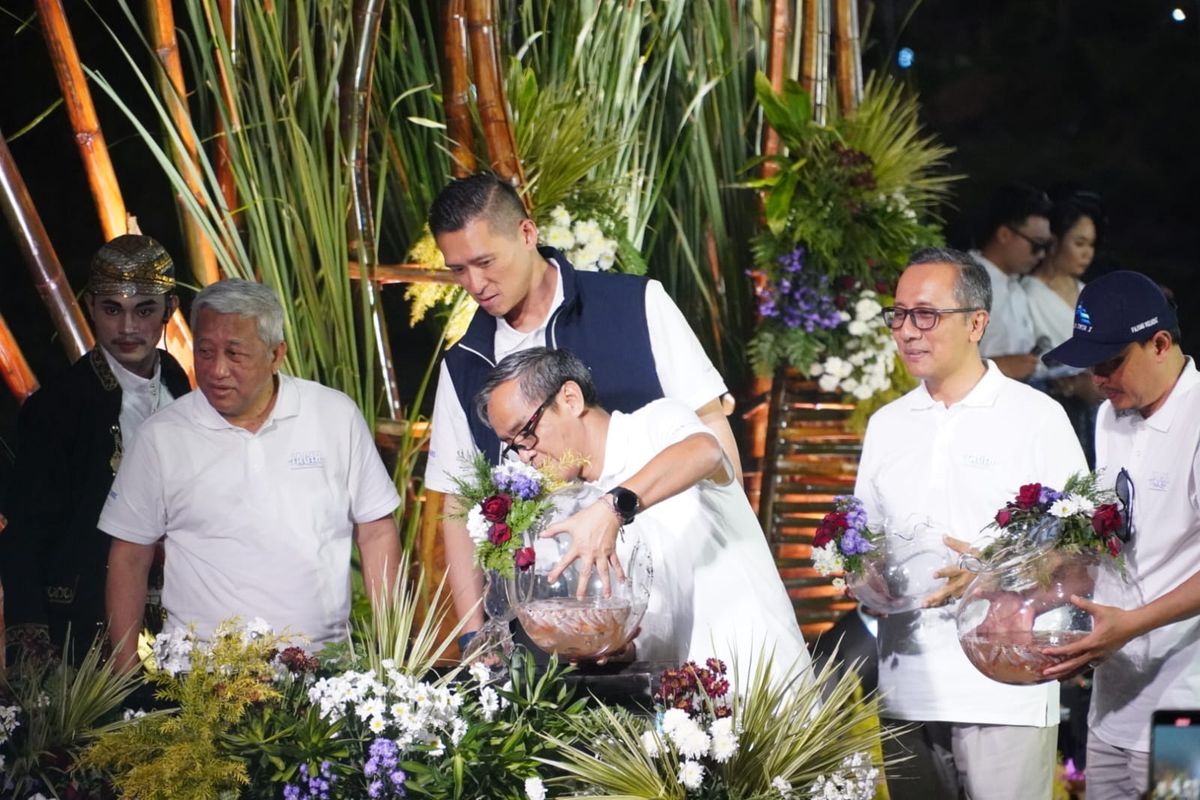 Yayasan Harmoni Tirta Lestari (Hartari) merevitalisasi zona 3 kawasan Sungai Jagir, Jawa Timur. 