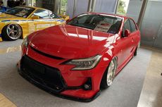 Modifikasi Toyota Mark X, Tampil Ganteng Bergaya Stance