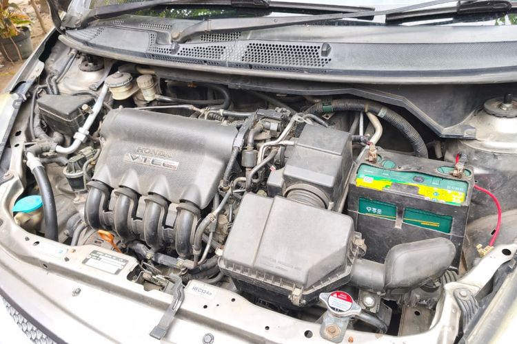 Mesin 1.500 cc 4 silinder VTEC pada Jazz GD3