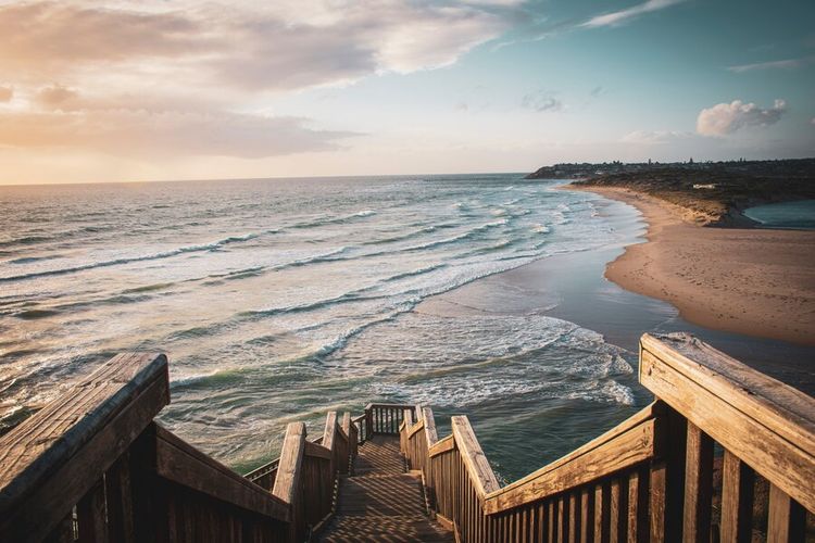 Ilustrasi Port Noarlunga di Adeladie, Australia Selatan.