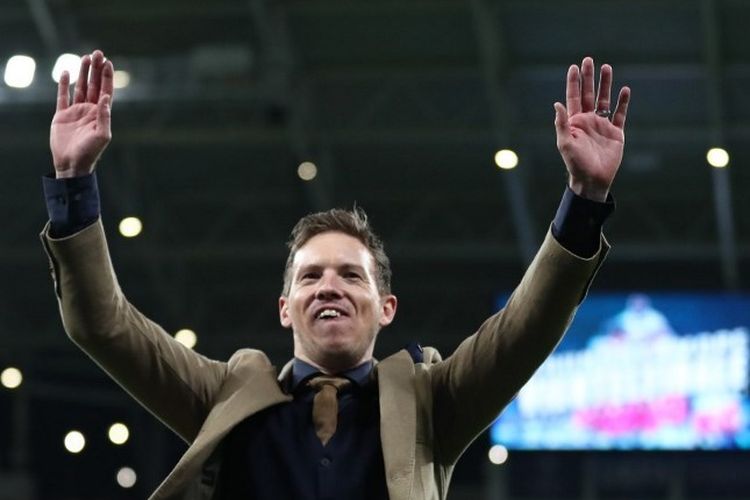 Ekspresi gembira Julian Nagelsmann seusai laga RB Leipzig vs Tottenham Hotspur pada leg kedua babak 16 besar Liga Champions di Red Bull Arena, Rabu (11/3/2020) dini hari WIB. Nagelsmann dipecat Bayern pada Maret 2023 dan dia pun sudah dicoret dari daftar calon pelatih Chelsea untuk musim 2023-24.