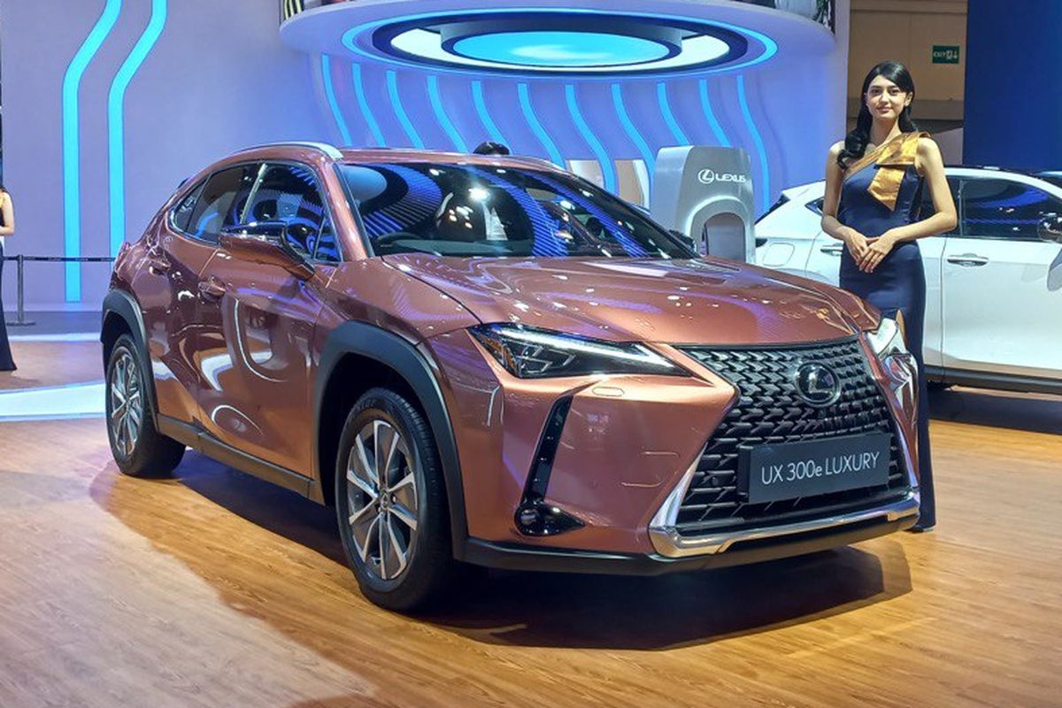 Lexus UX 300e Luxury melantai di GIIAS 2024, 18-28 Juli 2024.