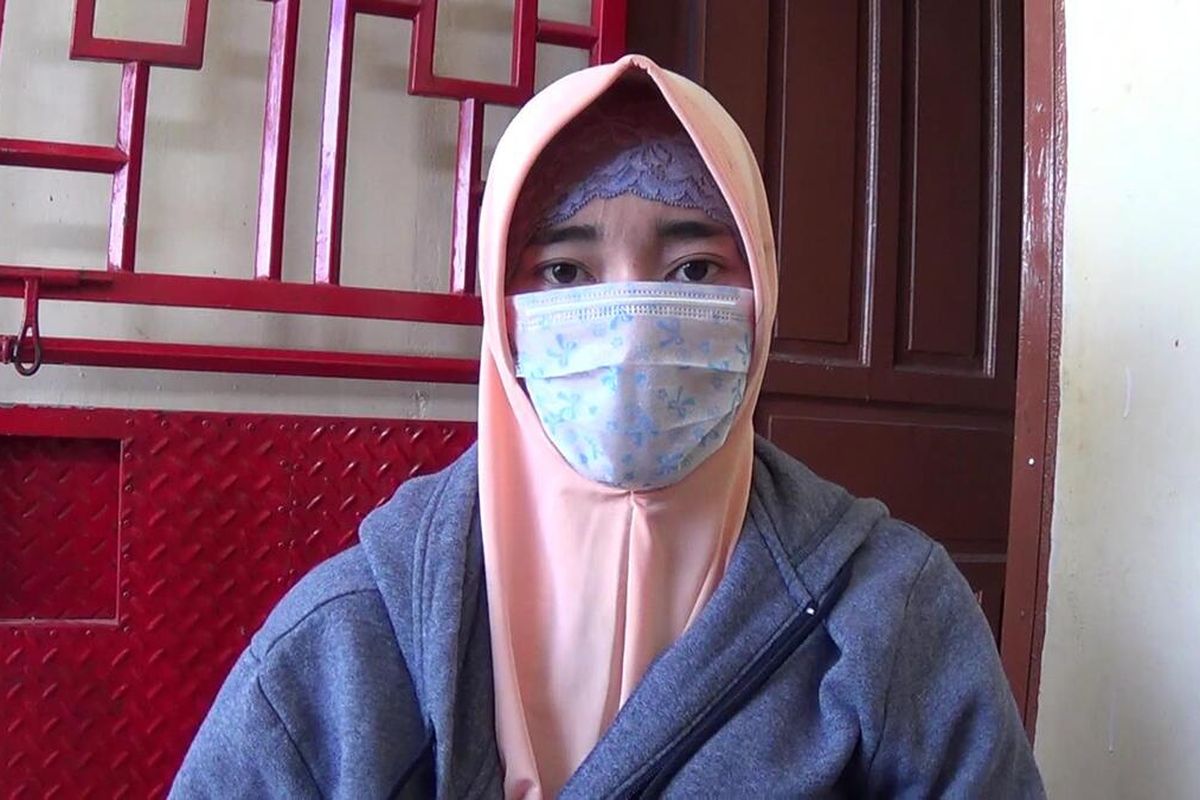 HI (26) Isteri Harum Masiku saat melakukan wawancara dengan Kompas.com. Selasa, (21/1/2020).