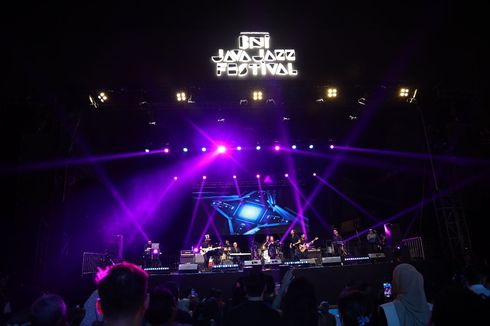 Keseruan BNI Java Jazz Festival 2023 Hari Ketiga, Duet Romantis Ariel NOAH dan BCL 