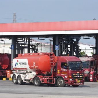 PT Pertamina Patra Niaga Regional Sulawesi memastikan penyaluran bahan bakar minyak (BBM) kepada masyarakat di Kabupaten Buton, Sulawesi Tenggara, tetap berjalan normal.
