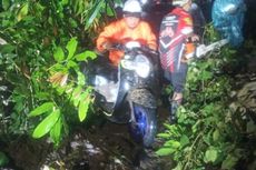 Jalur Gumitir Jember Longsor, Timpa Satu Pengendara Sepeda Motor