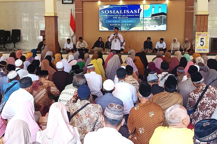 Calon Jemaah Haji Magetan Siap Berangkat ke Tanah Suci, Tunggu Pengganti 1 yang Meninggal