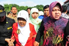 Risma Curiga Ada yang Gerakkan Gelandangan ke Surabaya