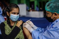 Saat Para Pencari Suaka dari Berbagai Negara Terima Suntikan Vaksin Covid-19 di Jakarta