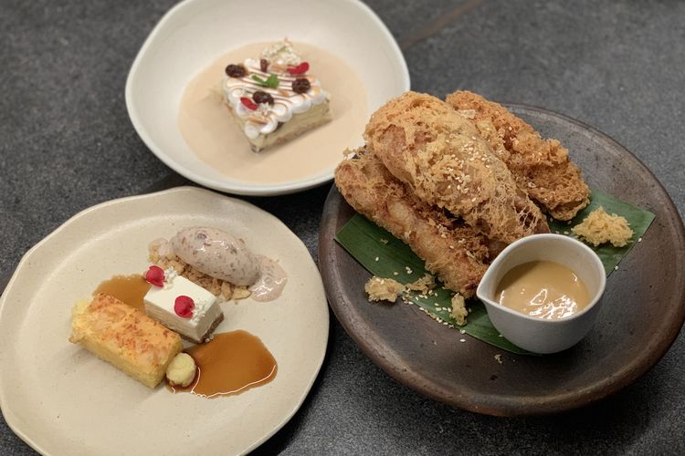 Aneka dessert khas Nusantara di restoran TAMU Jakarta Selatan.