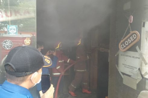 Toko Vapor di Kota Tangerang Terbakar, Diduga akibat Korsleting Kabel AC