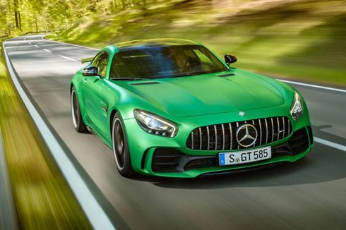 Momen Hadirnya Mercedes-AMG GT R untuk Indonesia