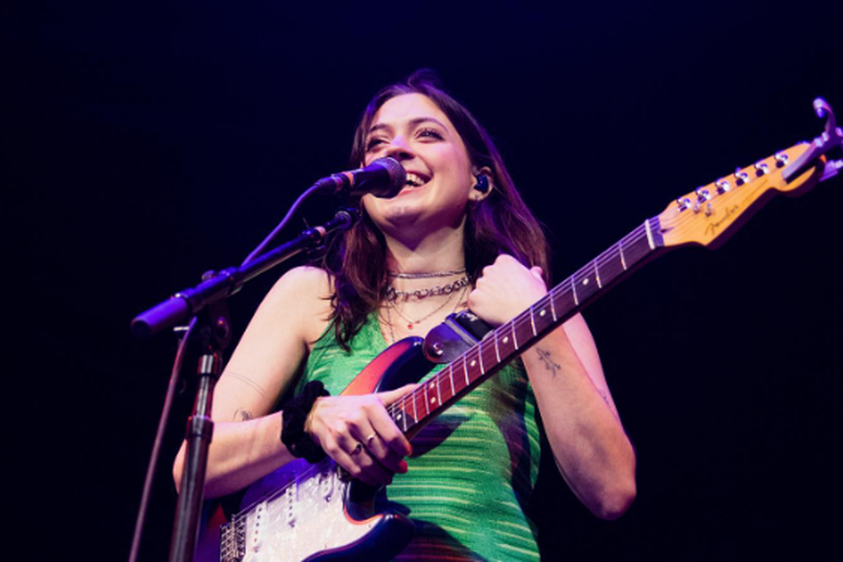 Lizzy McAlpine