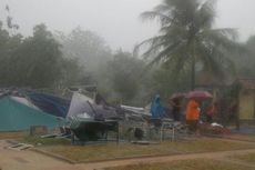 Hujan Deras dan Angin Kencang Iringi Pemakaman Sutan Bhatoegana