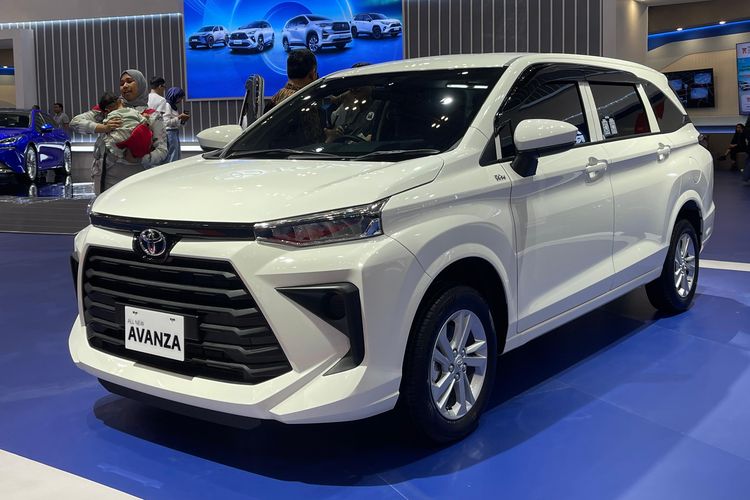 Pasar LMPV Maret 2026 Naik: Avanza-Veloz Memimpin, M6 Geser Stargazer