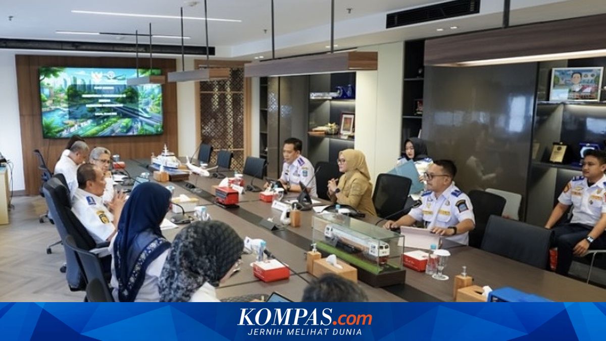 Dua Pekan Tongkang Batu Bara Karam di Pangandaran Belum Dievakuasi, Bupati Bawa Persoalan ke Kemenhub