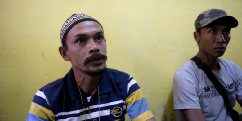Din Minimi sedang bicara di rumahnya, Desa Ladang Baro, Kecamatan Julok, Aceh Timur, Sabtu (2/1/2015).