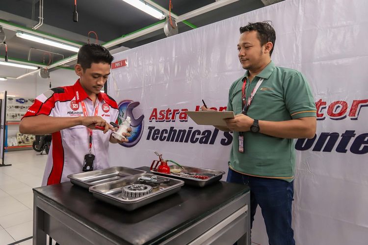 Honda Asia & Oceania Motorcycle Technician Skill Contest (AOC)