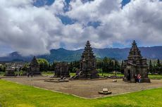 Sejarah Candi Puntadewa di Dieng