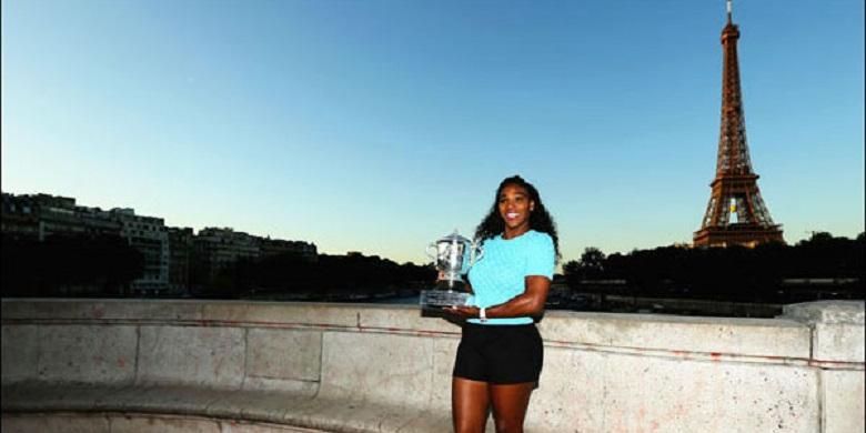 Serena Williams dan trofi Perancis Terbuka