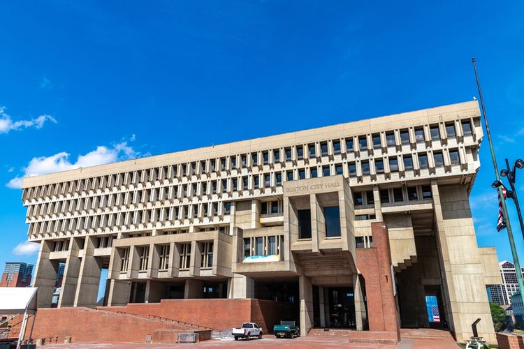 Boston City Hall merupakan salah satu bangunan dengan gaya arsitektur Brutalisme.