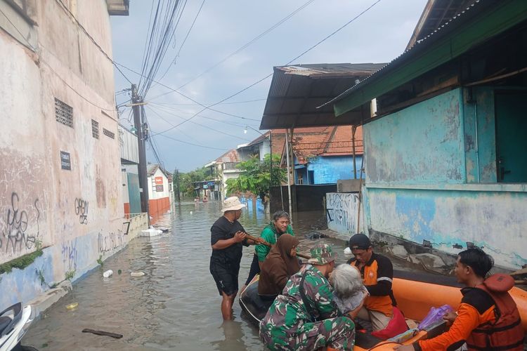 Daftar Titik Banjir Solo Hari Ini: 8 Kelurahan Terendam, 109  Warga Mengungsi