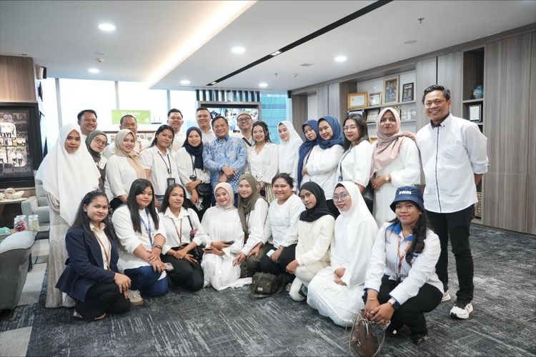 PNM berikan apresiasi bagi 28 karyawan terbaik 2025 berupa perjalanan umrah dan wisata ke Turki serta Dubai ke Turki selama kurang lebih dua minggu.