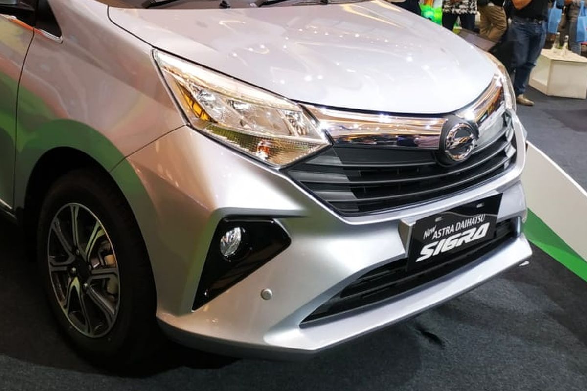 Daihatsu Sigra facelift meluncur dengan membawa beberapa perubahan.