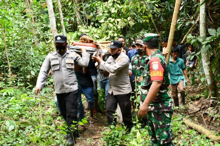 Mayat AI (35) ditemukan di Desa Seuneubok Bayu, Kecamatan Banda Alam, Kabupaten Aceh Timur, Jumat (14/1/2022).